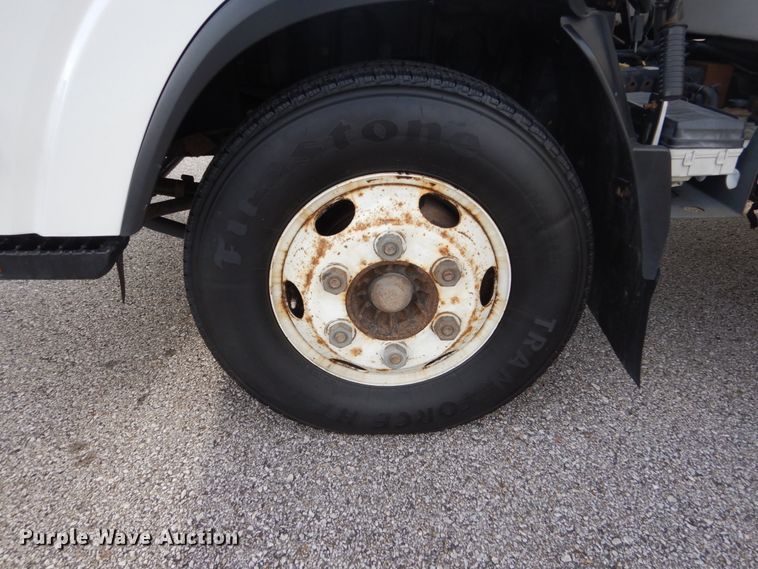 image for item FU9720 2013 Isuzu NPR refrigerated box truck