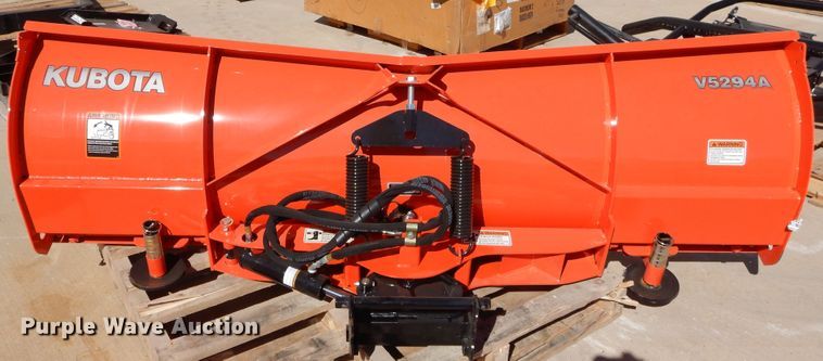 image for item FV9516 Kubota V5294A snow plow