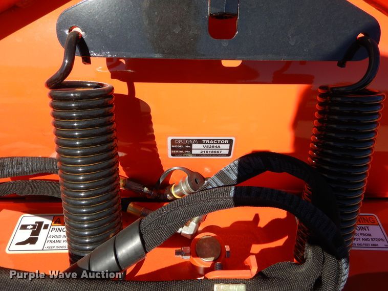 image for item FV9516 Kubota V5294A snow plow