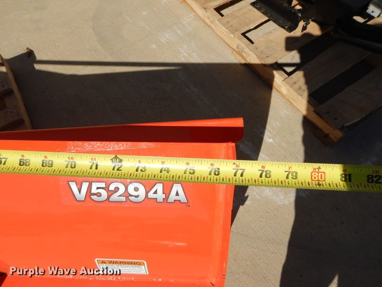 image for item FV9516 Kubota V5294A snow plow