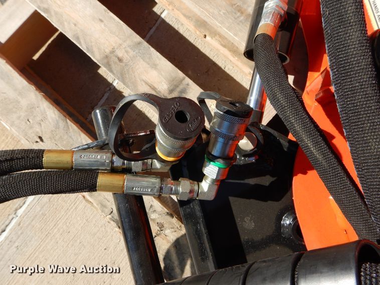 image for item FV9516 Kubota V5294A snow plow