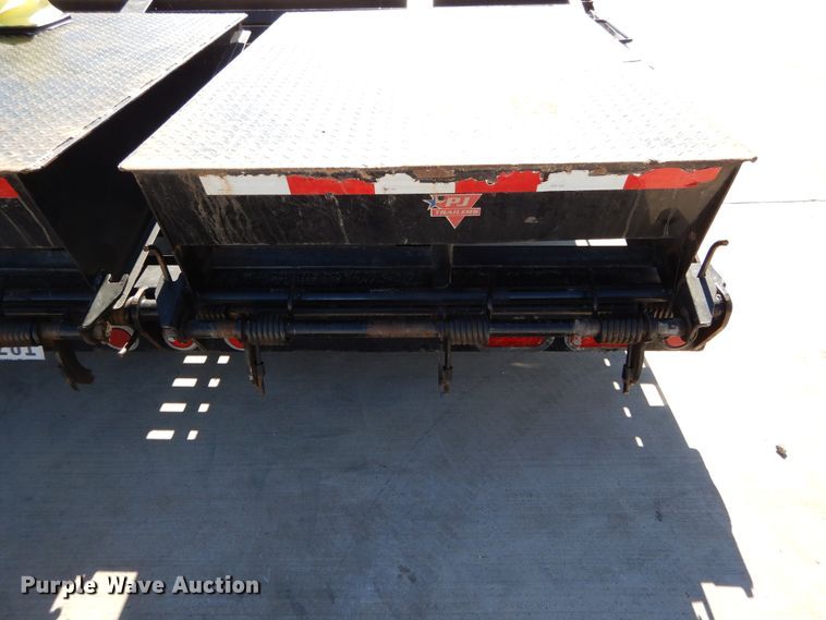 image for item FV9535 2015 PJ GN40FT equipment trailer