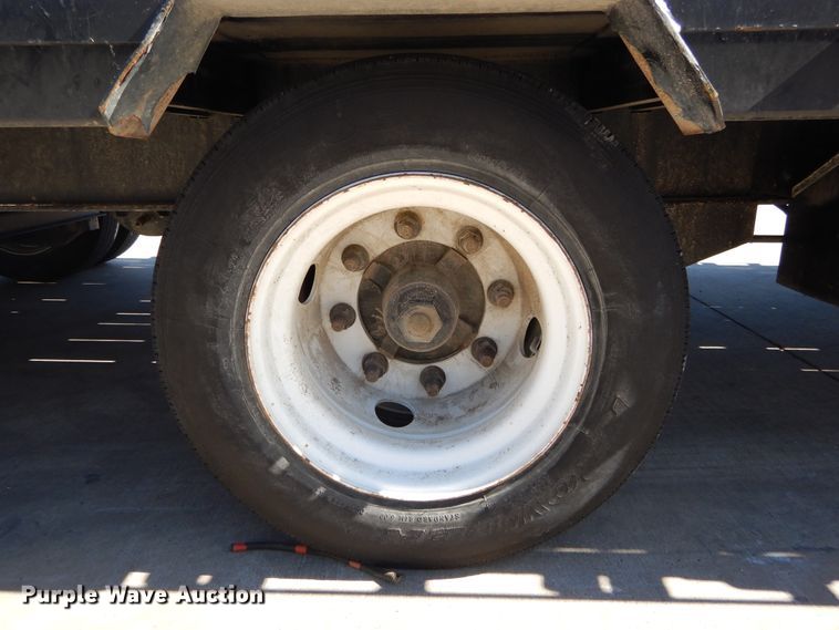 image for item FV9535 2015 PJ GN40FT equipment trailer