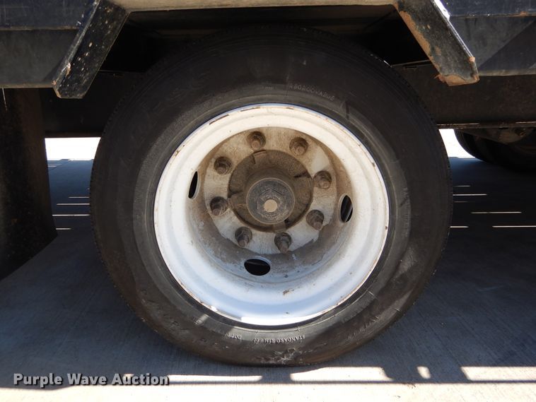 image for item FV9535 2015 PJ GN40FT equipment trailer