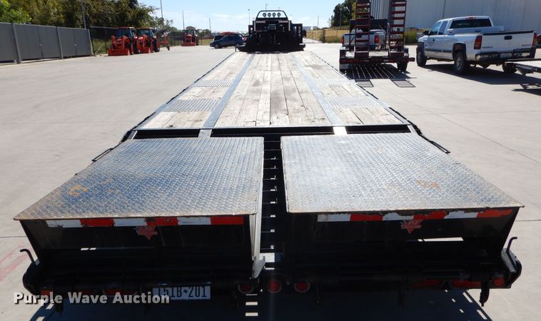 image for item FV9535 2015 PJ GN40FT equipment trailer