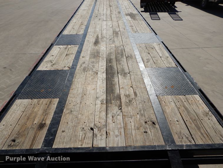 image for item FV9535 2015 PJ GN40FT equipment trailer