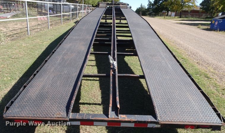 image for item GC9071 2015 Southern Dimensions car carrier trailer
