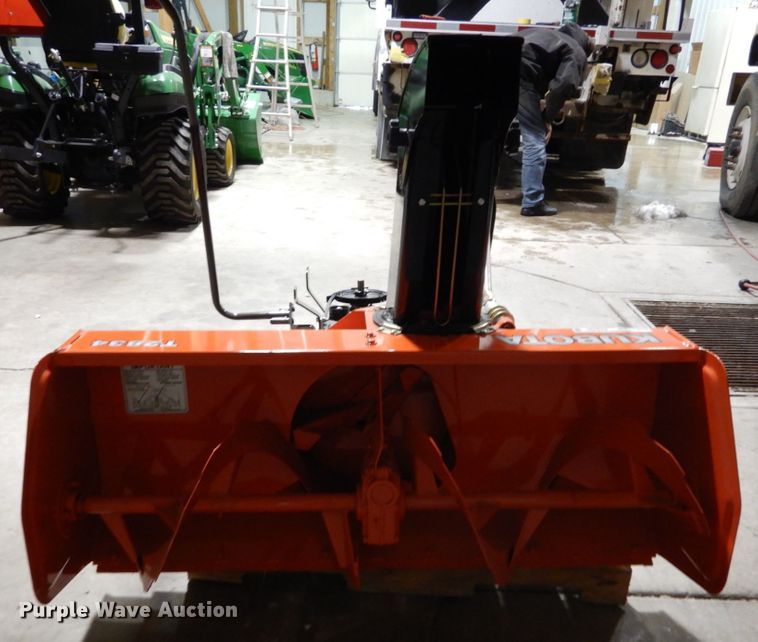 image for item GC9391 Kubota T2834 snow blower