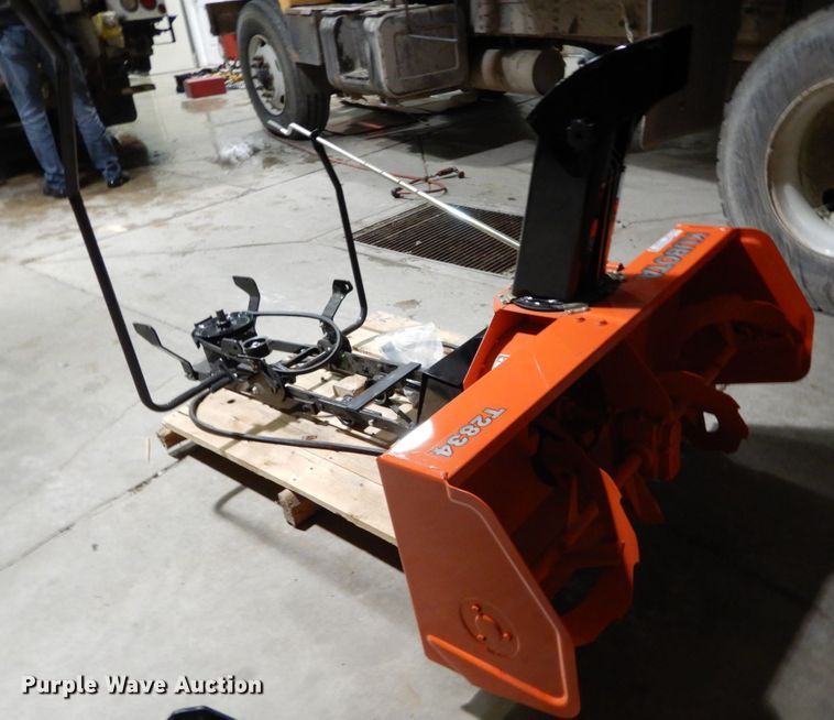 image for item GC9391 Kubota T2834 snow blower