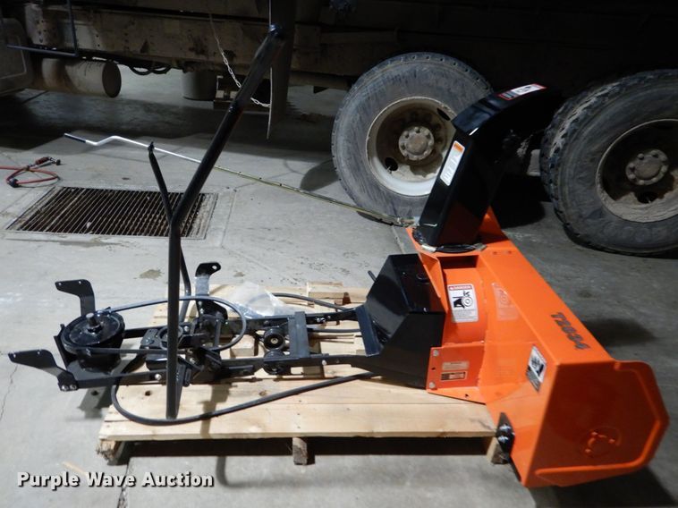 image for item GC9391 Kubota T2834 snow blower