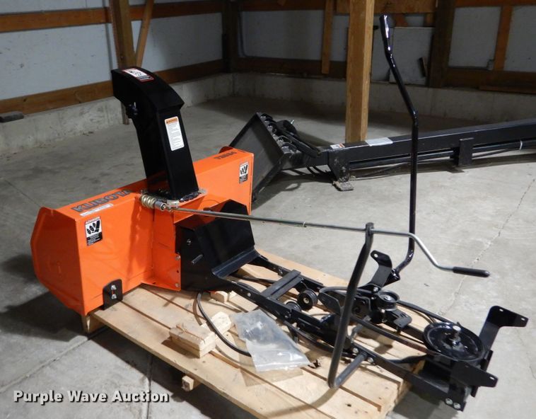 image for item GC9391 Kubota T2834 snow blower
