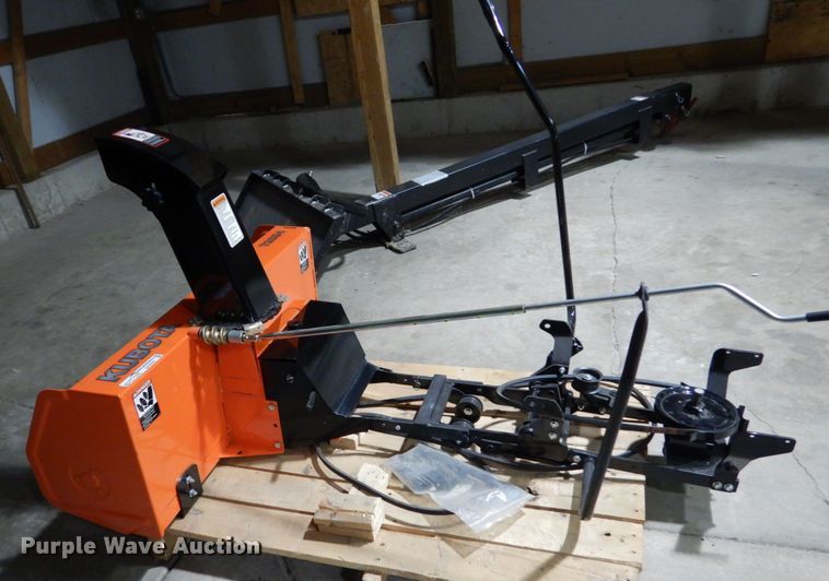 image for item GC9391 Kubota T2834 snow blower