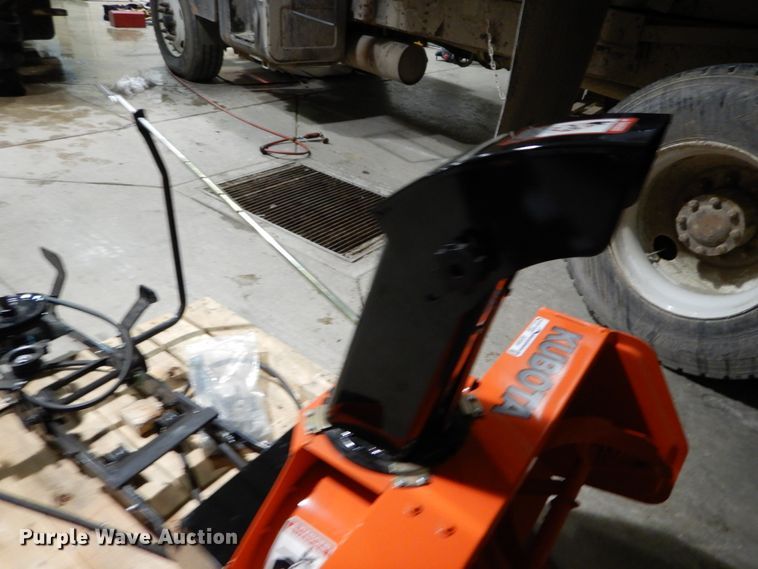 image for item GC9391 Kubota T2834 snow blower