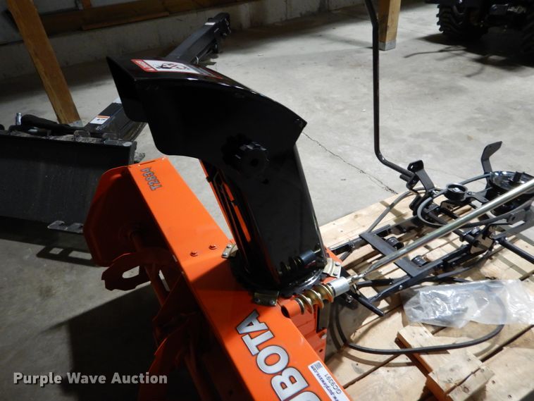 image for item GC9391 Kubota T2834 snow blower