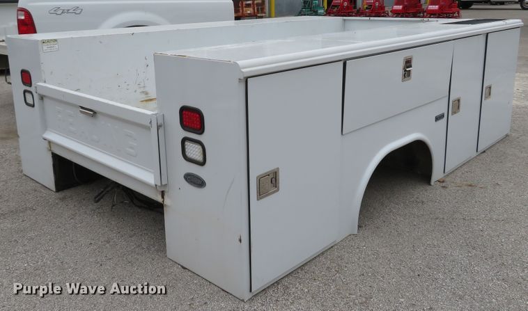 image for item GI9006 Reading CS132D11401 utility bed