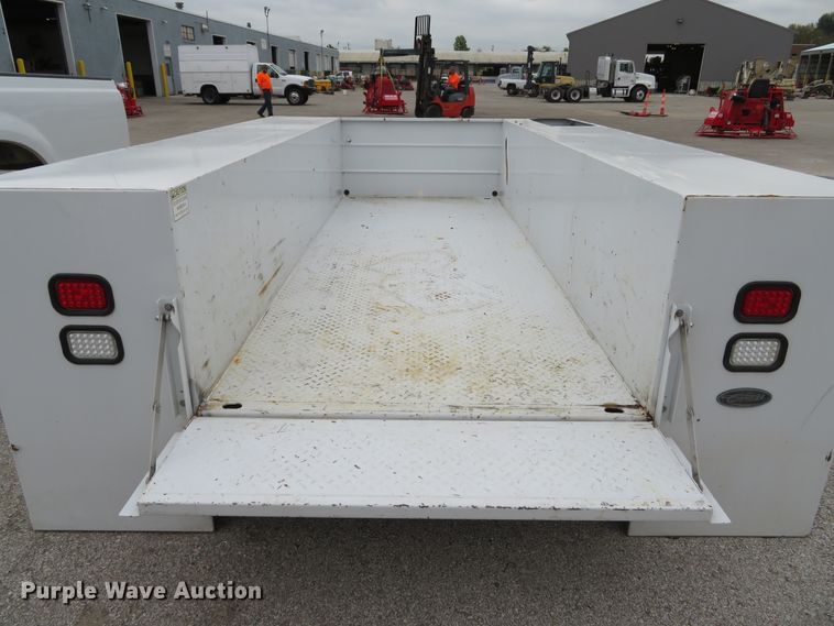 image for item GI9006 Reading CS132D11401 utility bed