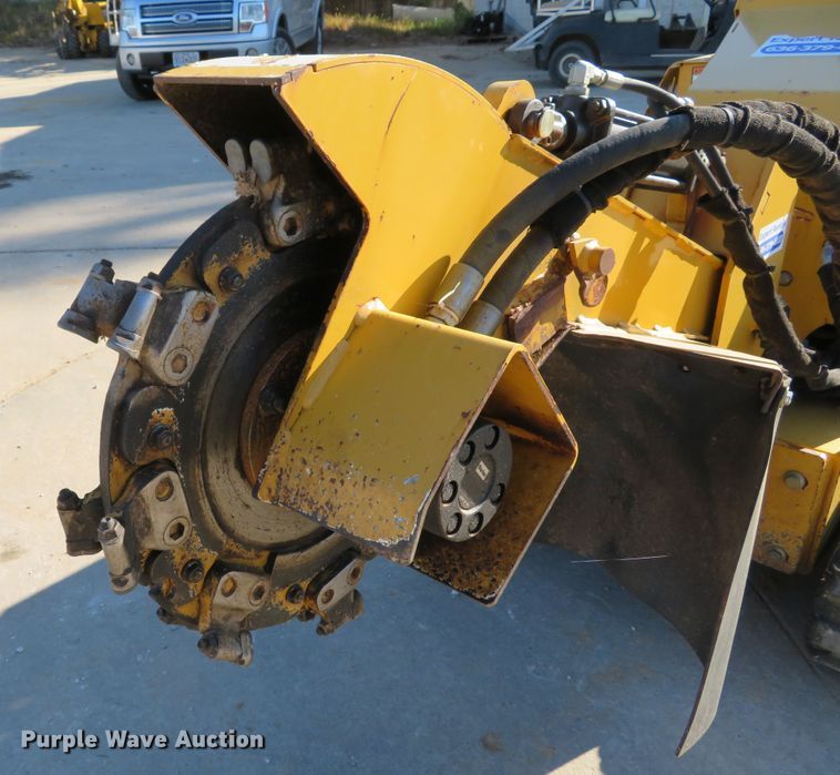 image for item GI9016 2014 Vermeer SC30TX stump grinder