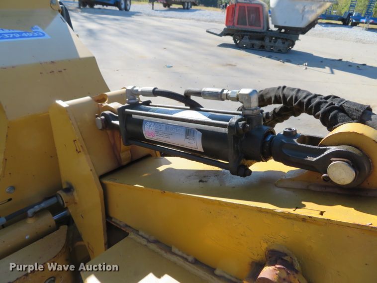 image for item GI9016 2014 Vermeer SC30TX stump grinder