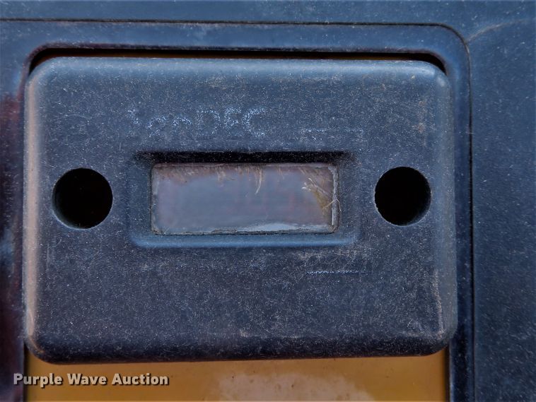 image for item GI9016 2014 Vermeer SC30TX stump grinder