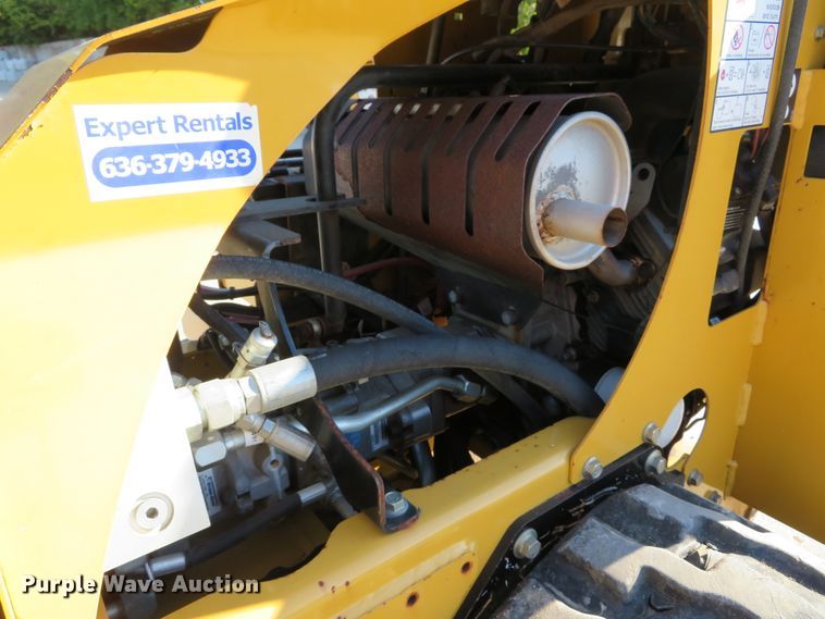 image for item GI9016 2014 Vermeer SC30TX stump grinder