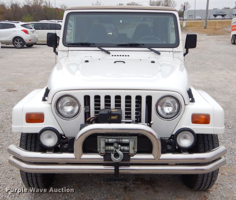 image for item GI9459 1999 Jeep Wrangler SUV