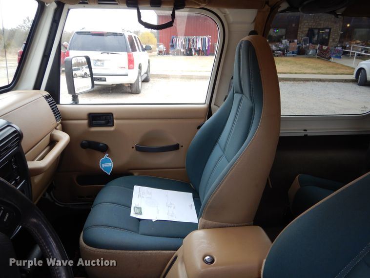 image for item GI9459 1999 Jeep Wrangler SUV