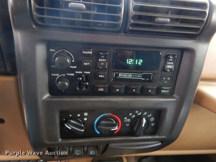 image for item GI9459 1999 Jeep Wrangler SUV