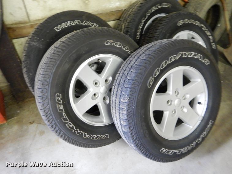 image for item GI9459 1999 Jeep Wrangler SUV