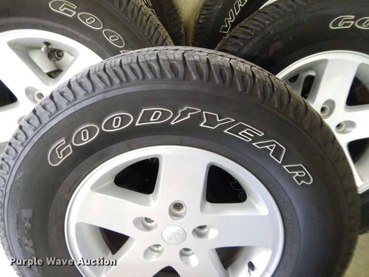 image for item GI9459 1999 Jeep Wrangler SUV