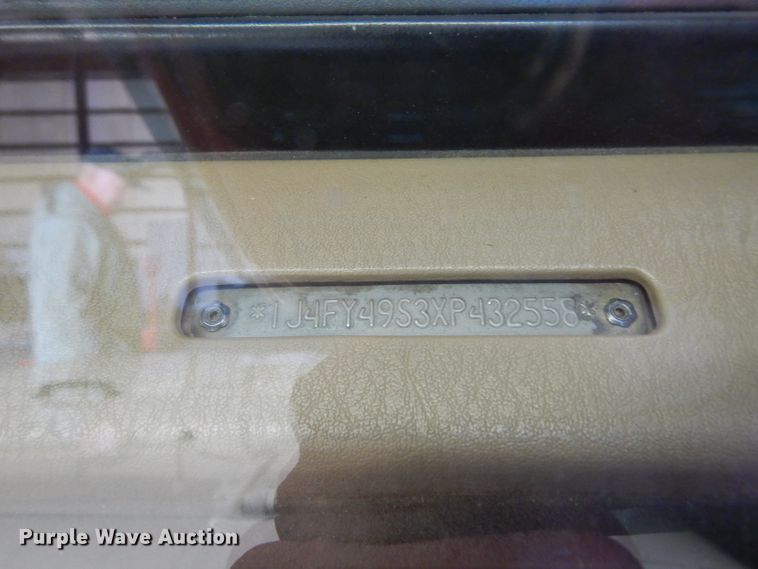 image for item GI9459 1999 Jeep Wrangler SUV