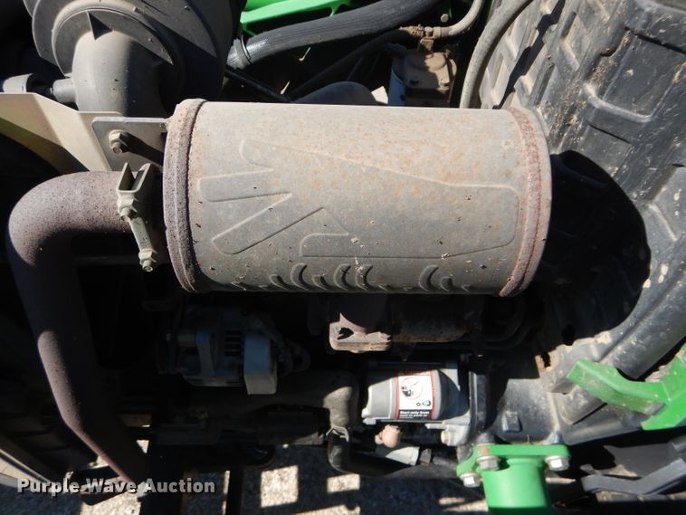 image for item GJ9904 2006 John Deere 3320 MFWD tractor