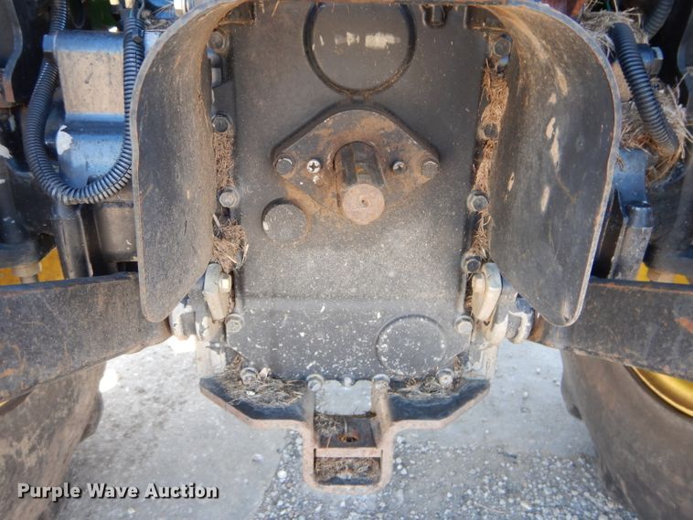 image for item GJ9904 2006 John Deere 3320 MFWD tractor