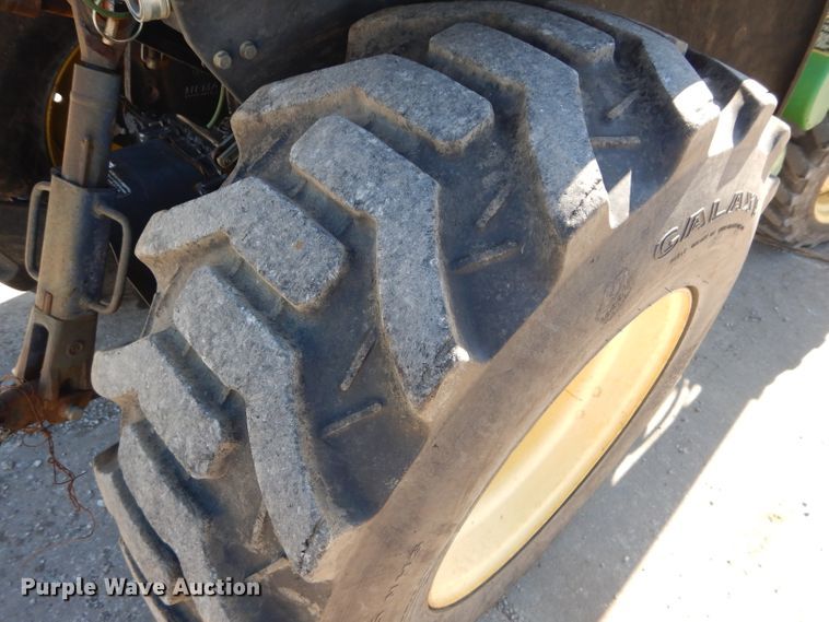 image for item GJ9904 2006 John Deere 3320 MFWD tractor