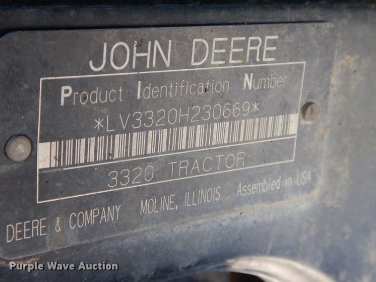 image for item GJ9904 2006 John Deere 3320 MFWD tractor