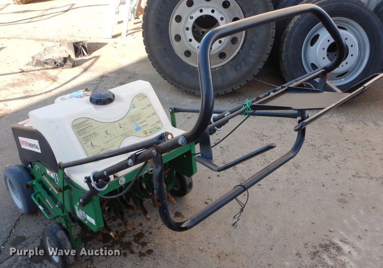 Billy Goat AE400H core aerator in Paola, KS Item GJ9918 sold Purple Wave