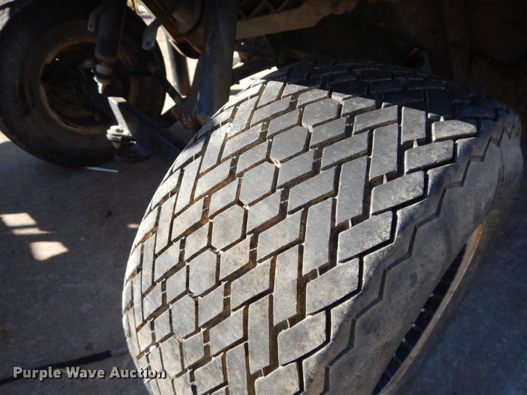 image for item GJ9928 Ez-go F498 golf cart