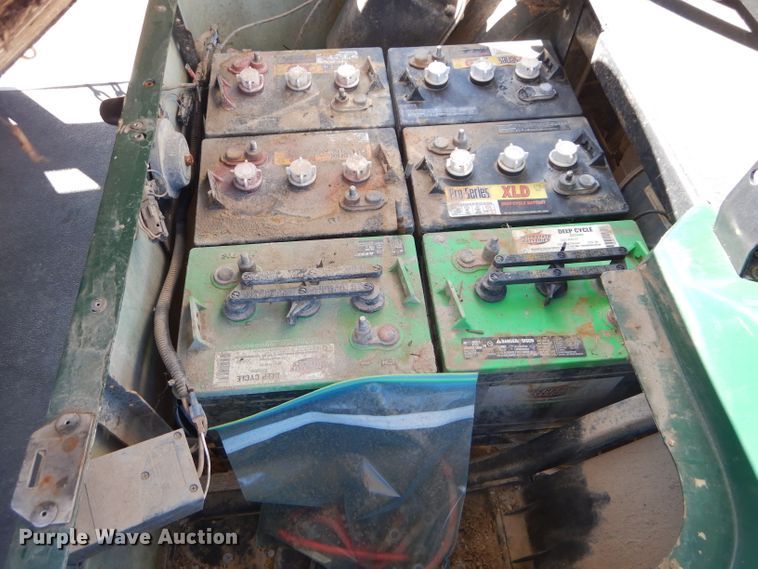 image for item GJ9928 Ez-go F498 golf cart