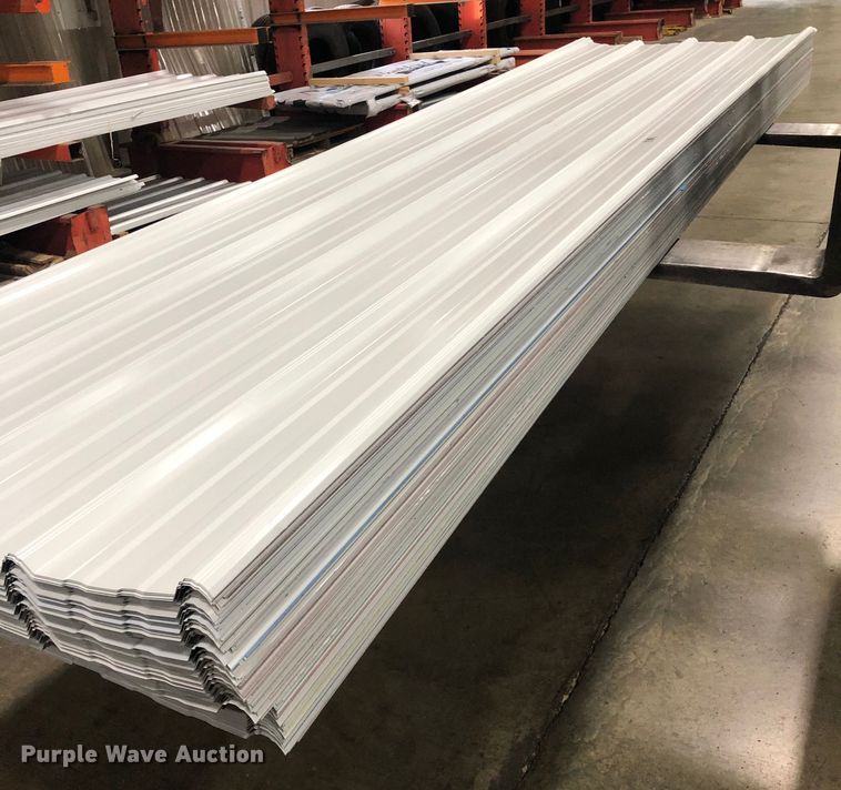 image for item H1179 (200) sheets of metal siding/roofing