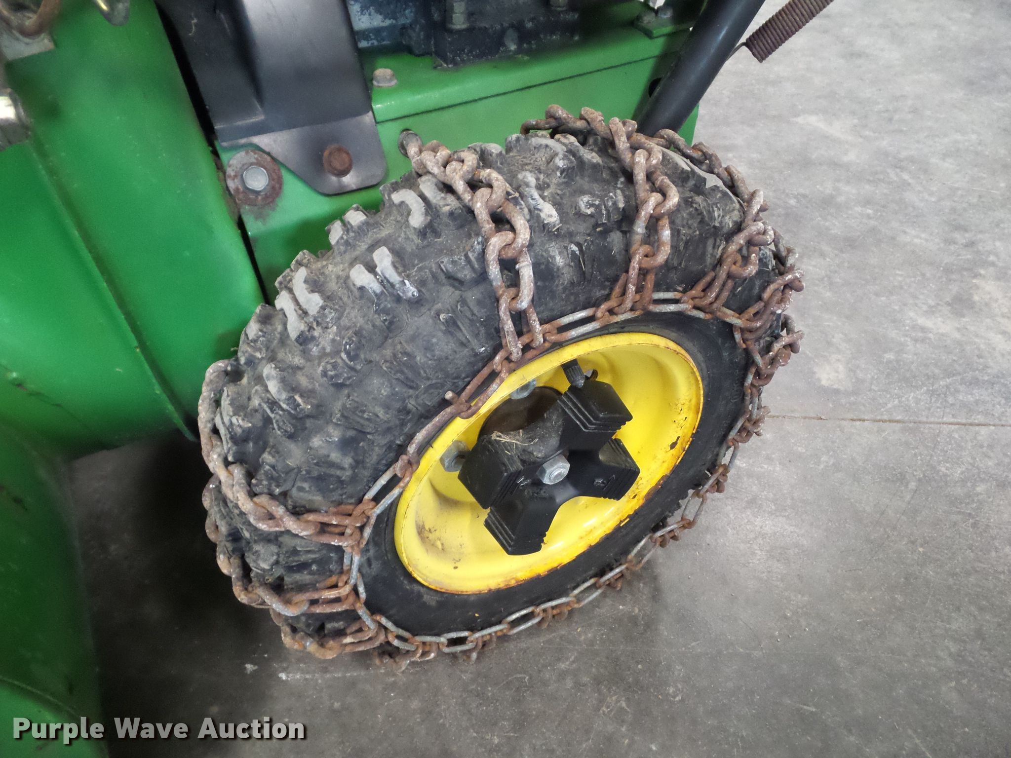John Deere TRS27 snow blower in Winterset, IA Item EM9245 sold