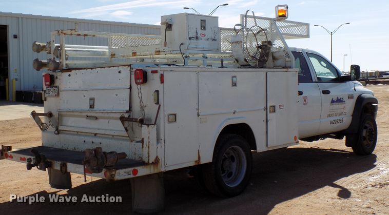 image for item DD6052 2008 Dodge Ram 5500 utility bed truck