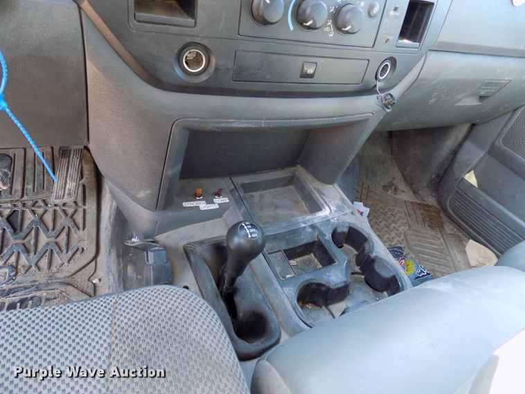 image for item DD6052 2008 Dodge Ram 5500 utility bed truck