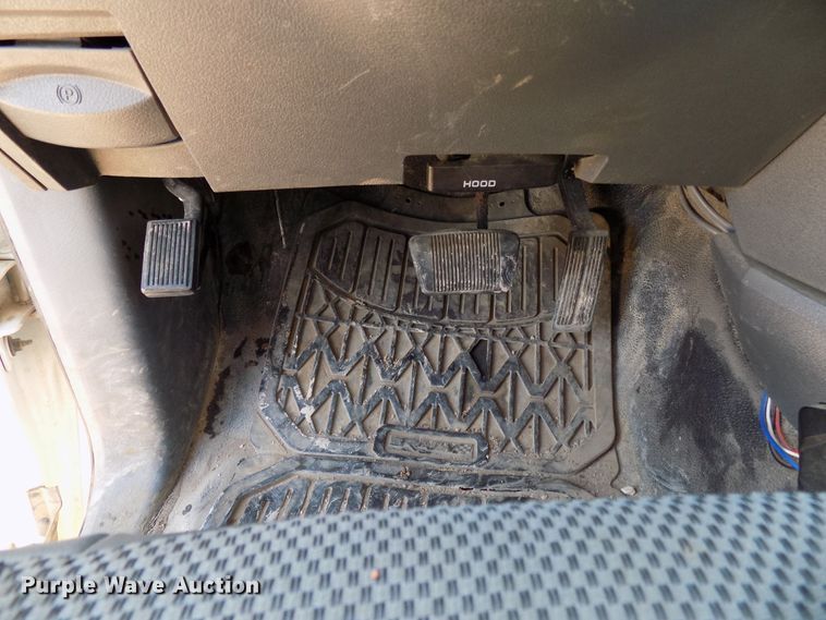 image for item DD6052 2008 Dodge Ram 5500 utility bed truck