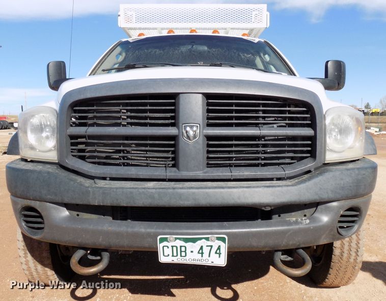 image for item DD6052 2008 Dodge Ram 5500 utility bed truck
