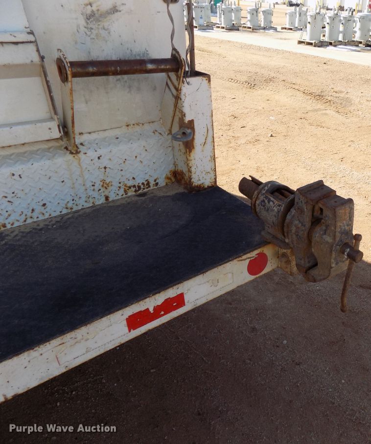 image for item DD6052 2008 Dodge Ram 5500 utility bed truck