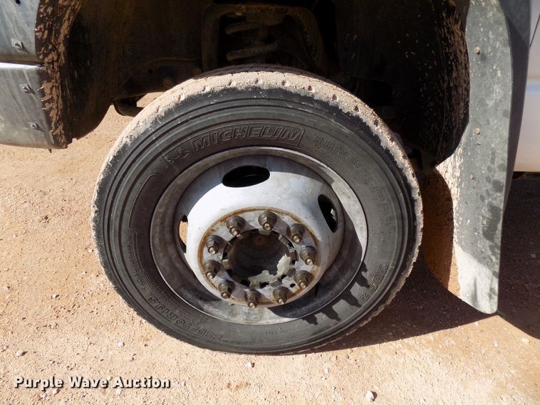 image for item DD6052 2008 Dodge Ram 5500 utility bed truck