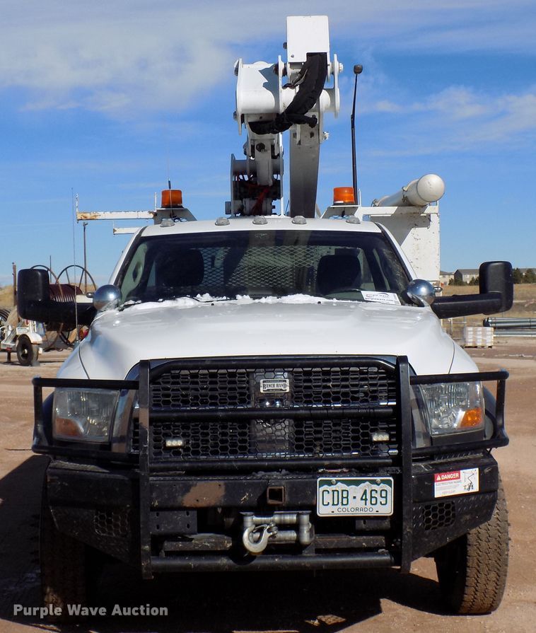 image for item DD6053 2011 Dodge Ram 5500 bucket truck