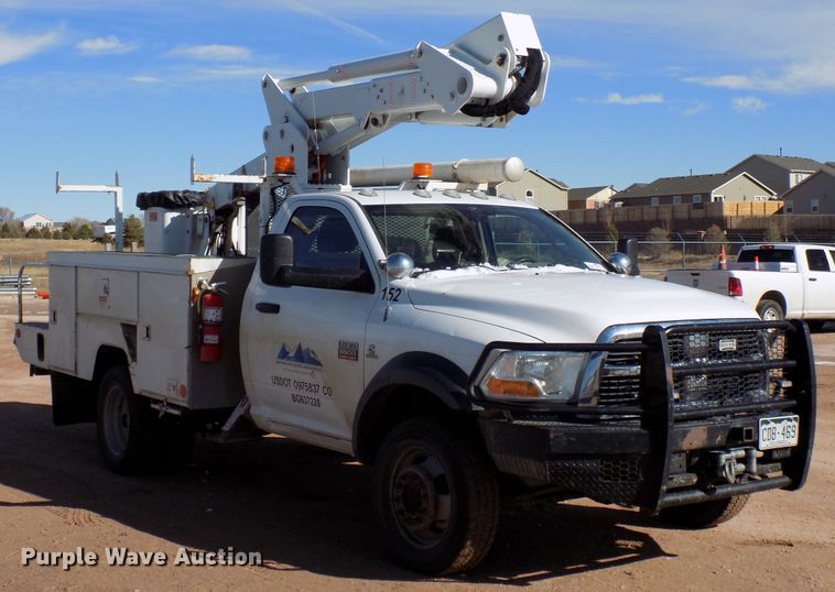 image for item DD6053 2011 Dodge Ram 5500 bucket truck