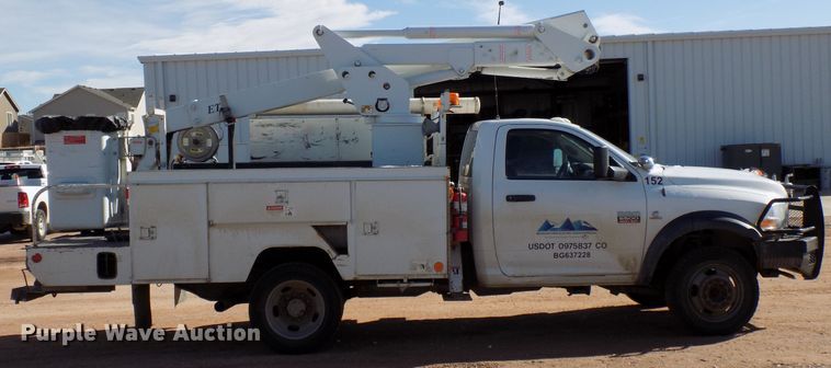 image for item DD6053 2011 Dodge Ram 5500 bucket truck