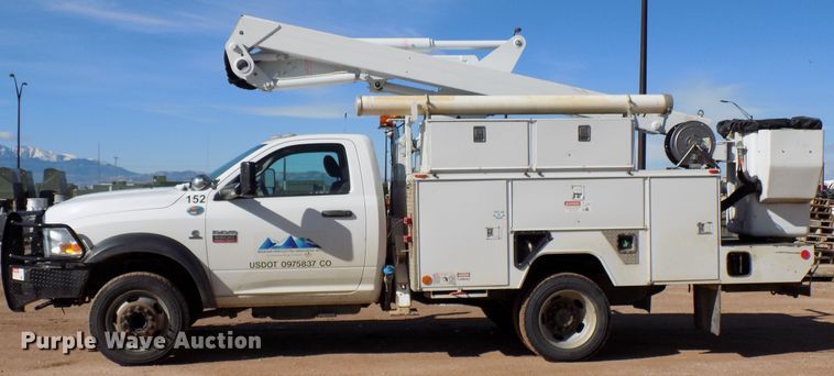 image for item DD6053 2011 Dodge Ram 5500 bucket truck
