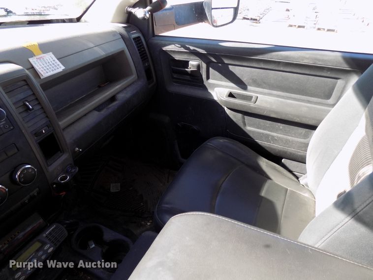 image for item DD6053 2011 Dodge Ram 5500 bucket truck